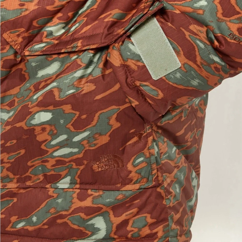 The North Face Parka 77' Brooks Range Dark Oak Camo‎ Print Puffer Hooded Jacket